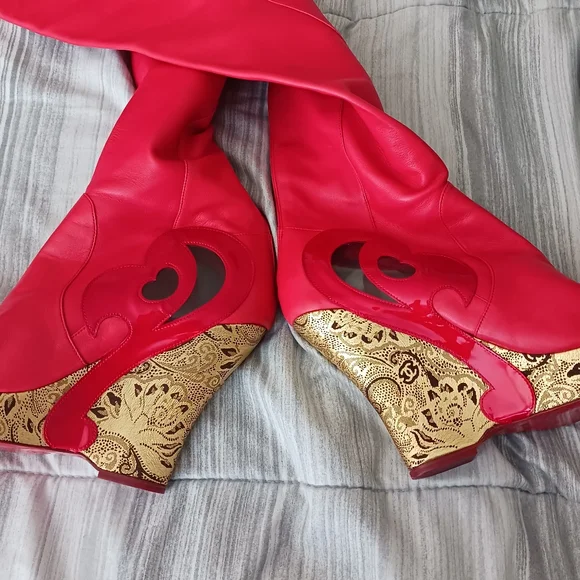 CHANEL PARIS MOSCOU Red Thigh High Boots - Picture 6 of 11